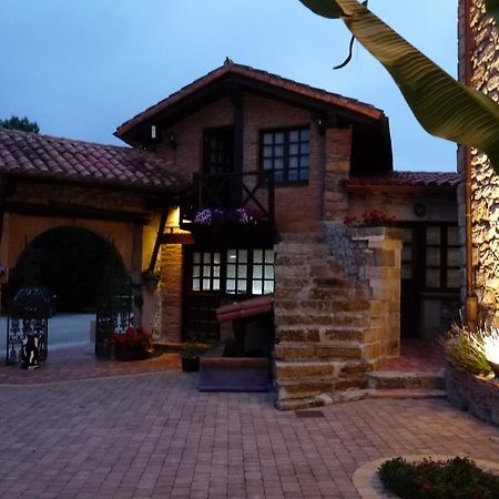 Posada El Pozo Castanedo  Екстер'єр фото